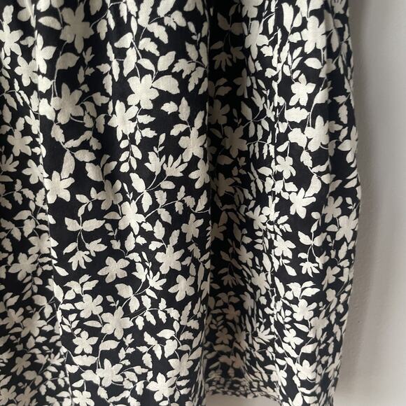 J. Jill Smocked Waist layered Skirt Womens A-Line Size Large Black Floral Cotton - Picture 6 of 8